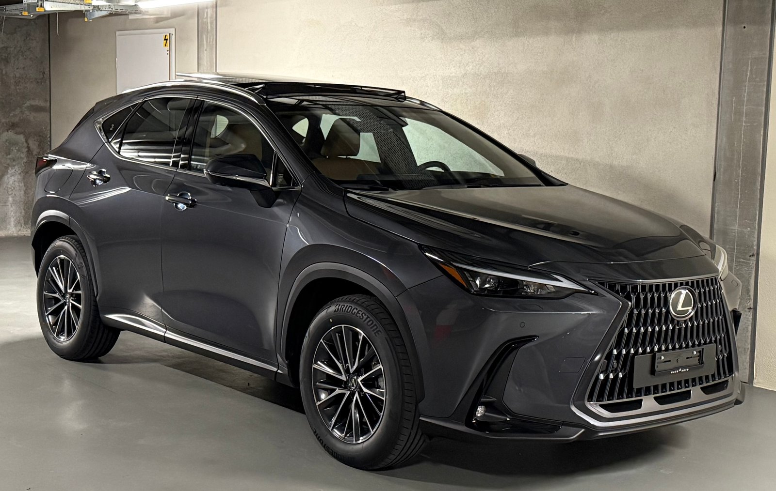 LEXUS NX 450h+ E-FOUR Comfort