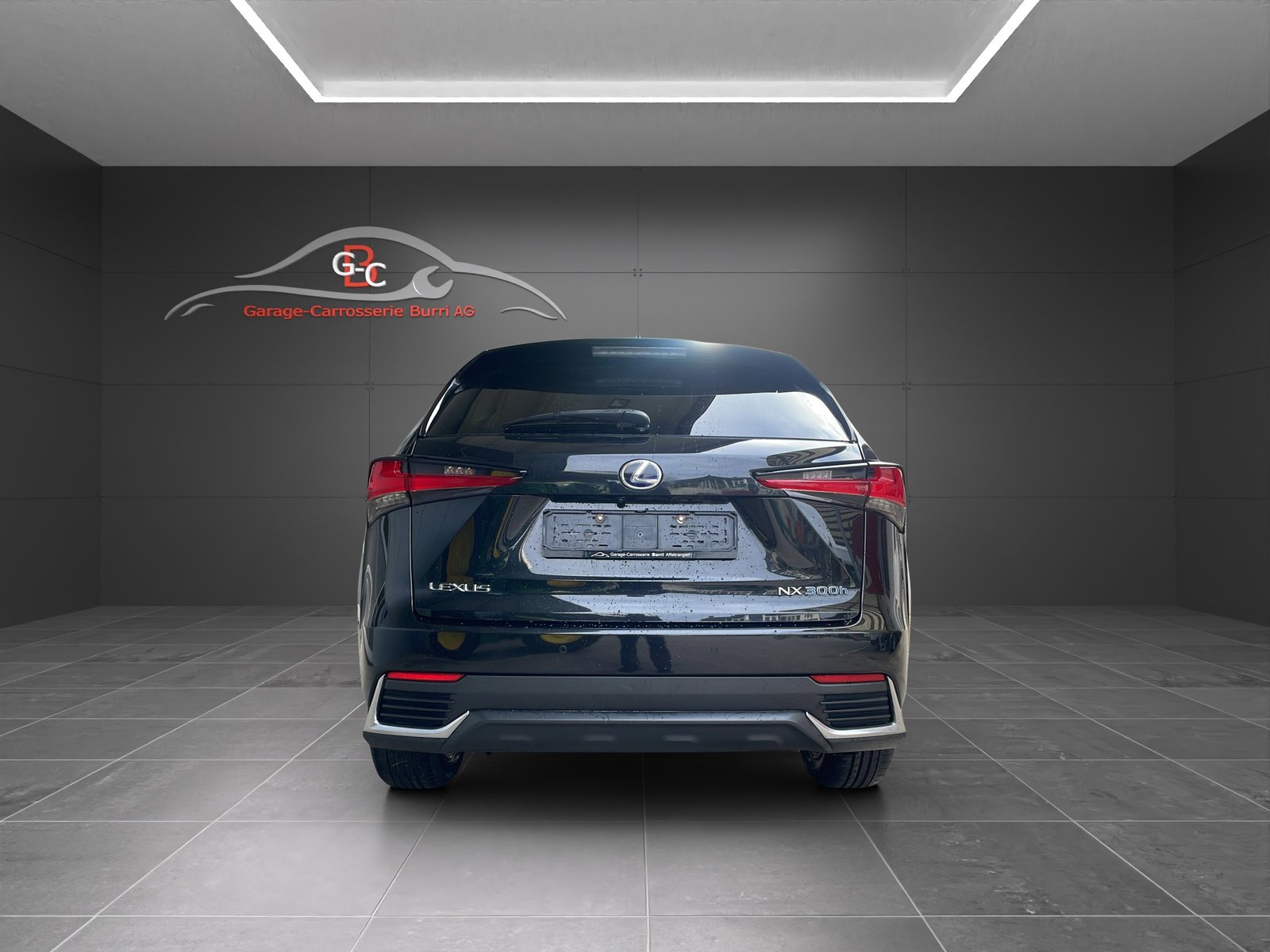 LEXUS NX 300h Diamond E-Four Automatic, Voll-Hybrid Benzin/Elektro, Occasion / Gebraucht, Automatik - 5
