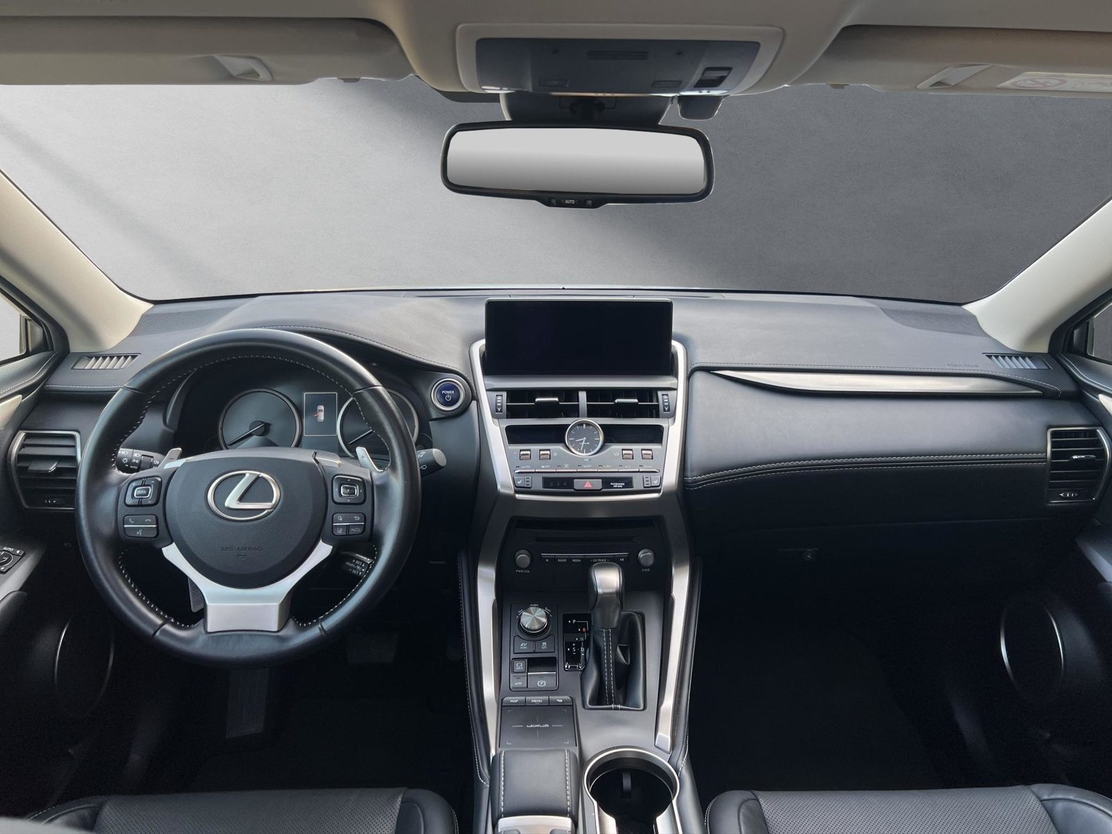 LEXUS NX 300h, Voll-Hybrid Benzin/Elektro, Occasion / Gebraucht, Automatik - 4