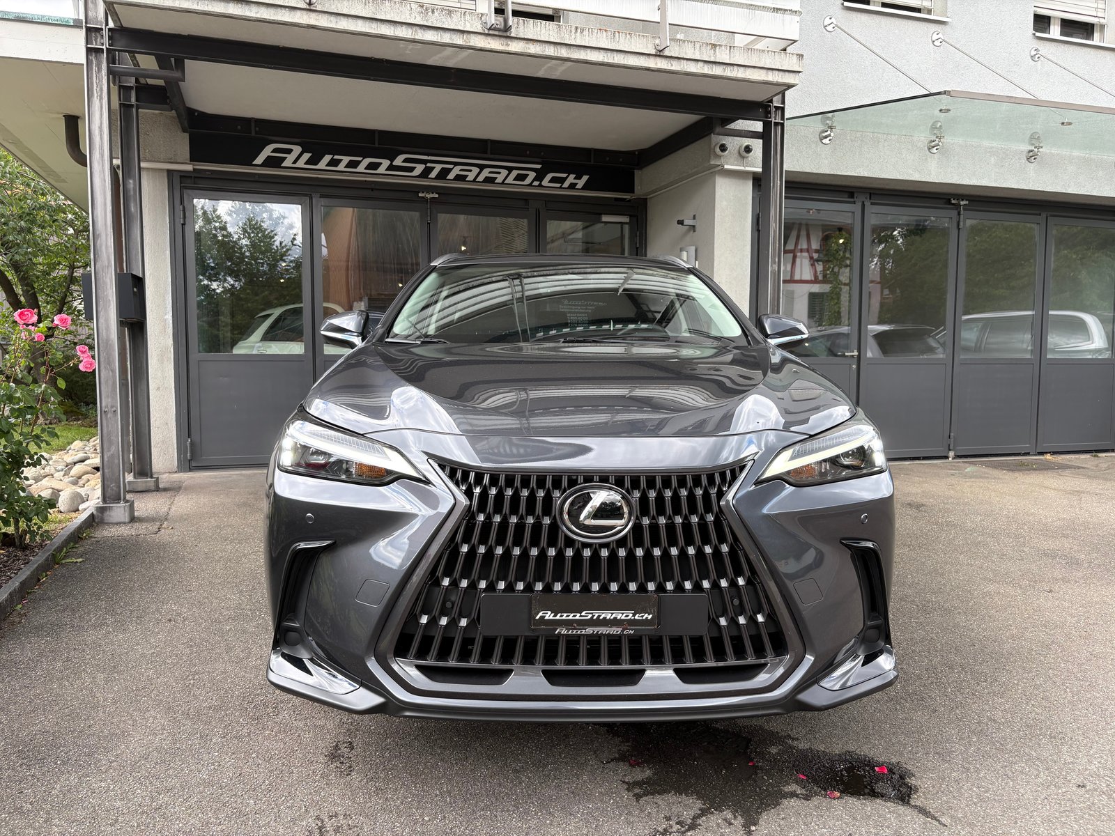 LEXUS NX 350h FWD Impression, Hybride Intégral Essence/Électricité, Occasion / Utilisé, Automatique - 2