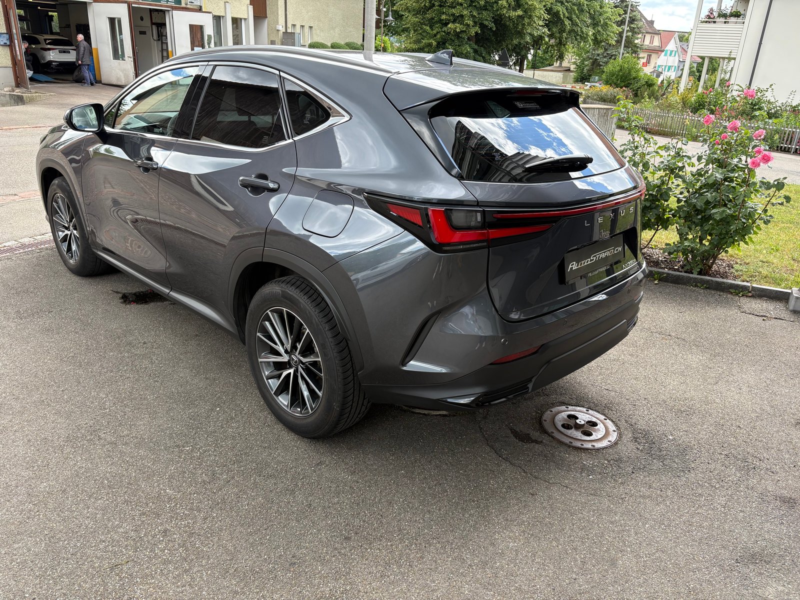 LEXUS NX 350h FWD Impression, Hybride Intégral Essence/Électricité, Occasion / Utilisé, Automatique - 6