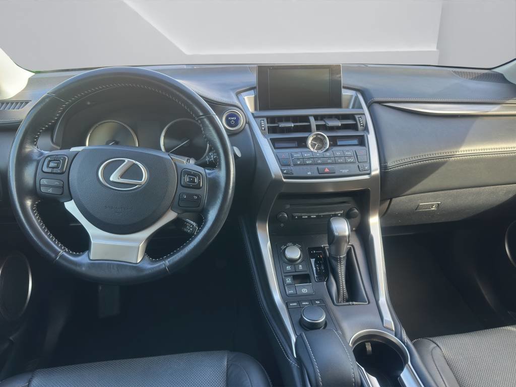 LEXUS NX 300h comfort E-Four Automatic, Essence, Occasion / Utilisé, Automatique - 6