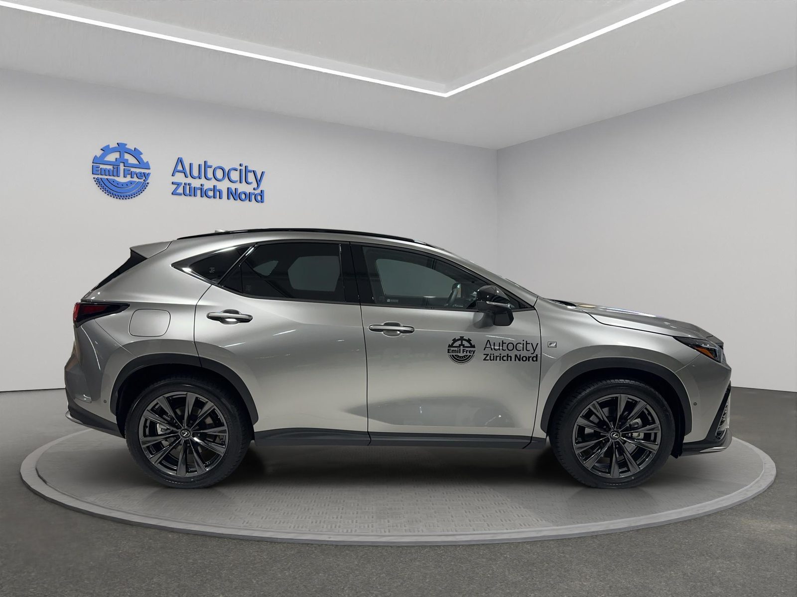 LEXUS NX 450h+ F-Sport, Plug-in-Hybrid Benzin/Elektro, Occasion / Gebraucht, Automatik - 4