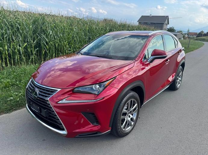 LEXUS NX 300h Impression E-Four Automatic, Voll-Hybrid Benzin/Elektro, Occasion / Gebraucht, Automatik