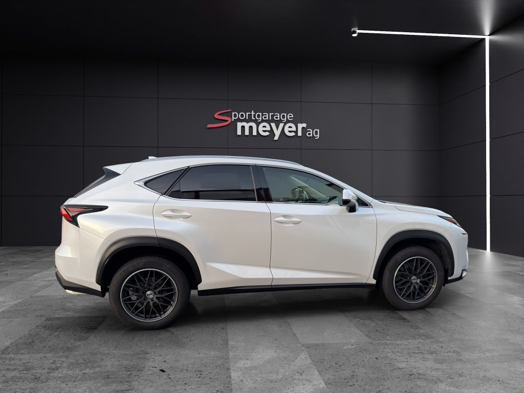 LEXUS NX 200t Comfort, Essence, Occasion / Utilisé, Automatique - 5