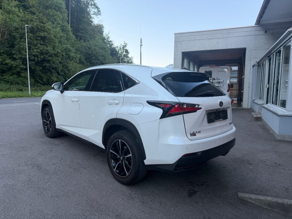 LEXUS NX 300h Excellence, Hybride Intégral Essence/Électricité, Occasion / Utilisé, Automatique - 3