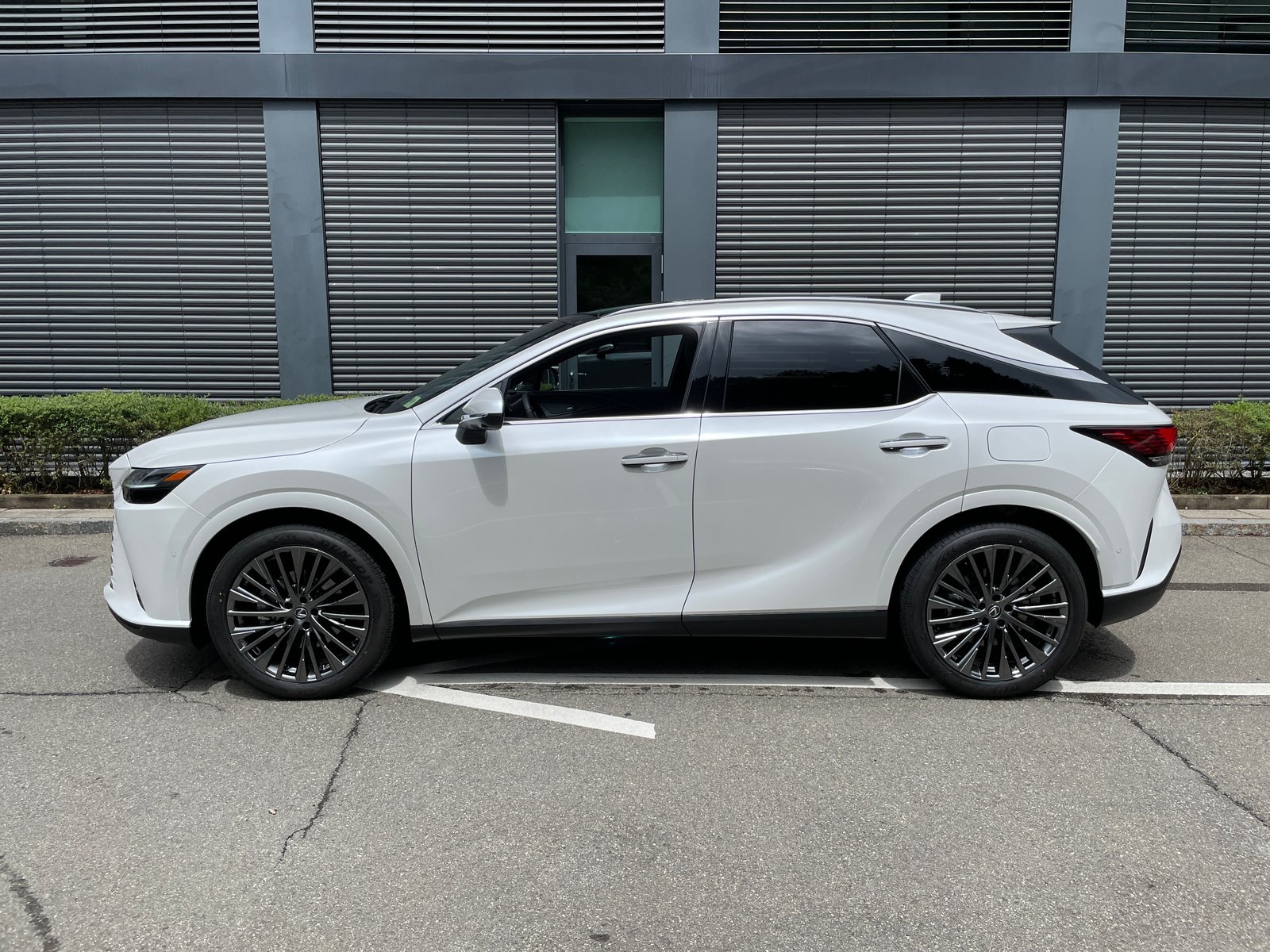 LEXUS RX 450h+ Ecxellence AWD CVT PHEV, Plug-in-Hybrid Petrol/Electric, New car, Automatic - 2