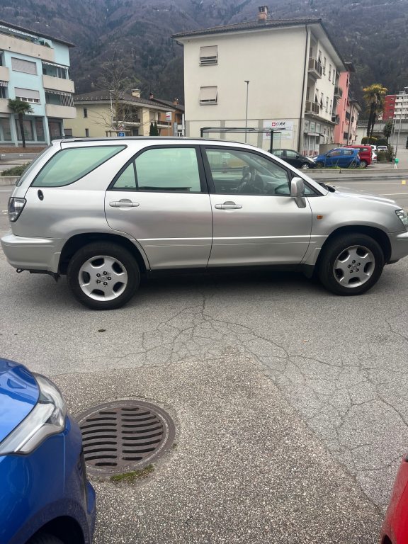 LEXUS RX 300, Benzin, Occasion / Gebraucht, Automatik - 3