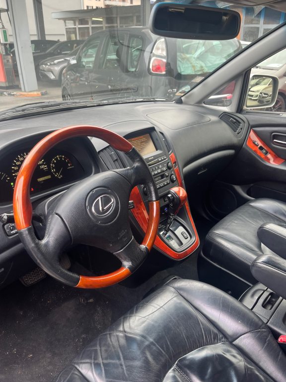 LEXUS RX 300, Benzin, Occasion / Gebraucht, Automatik - 7