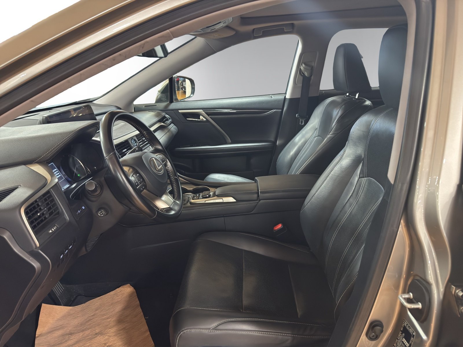 LEXUS RX 450h diamond AWD CVT, Hybride Intégral Essence/Électricité, Occasion / Utilisé, Automatique - 4