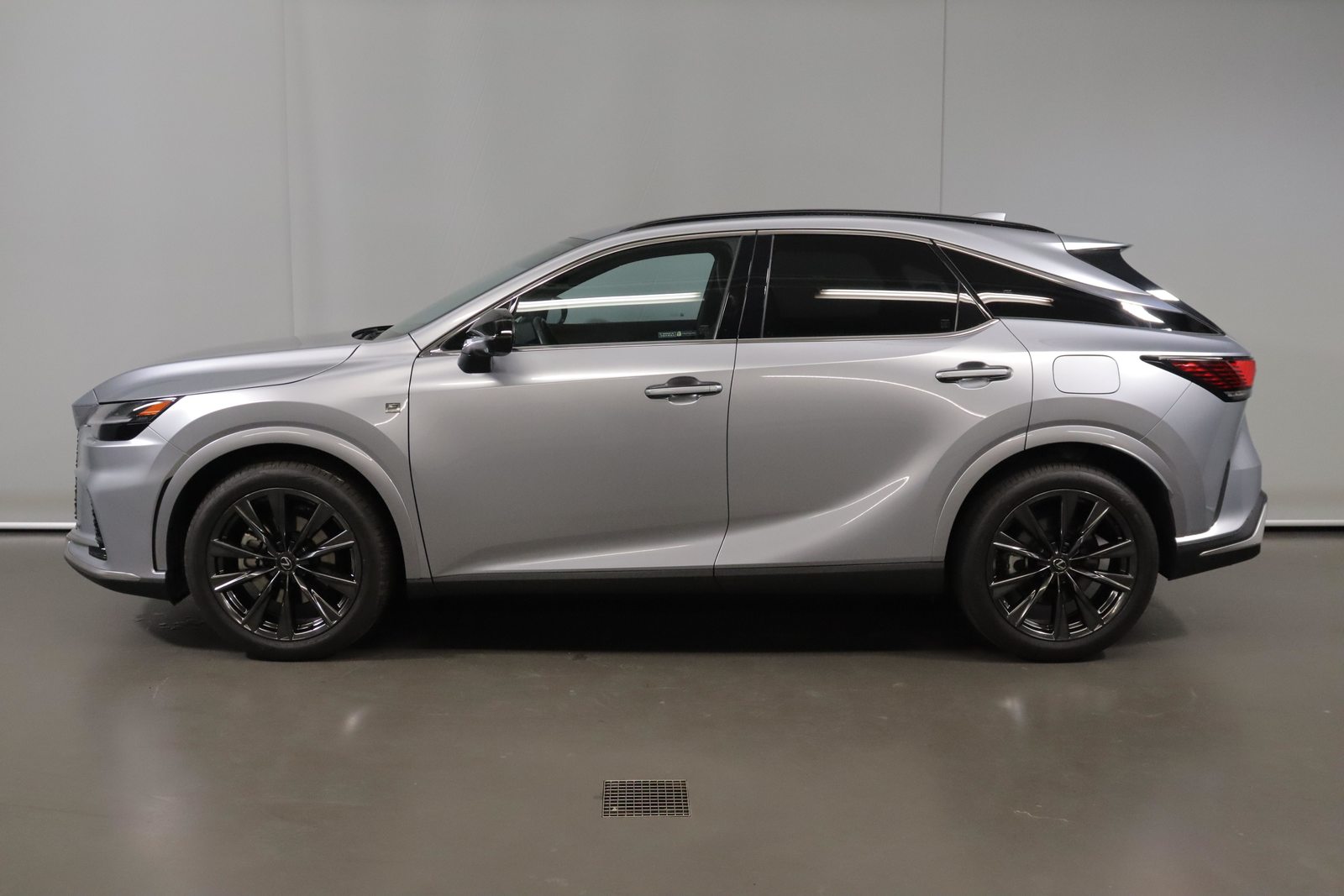 LEXUS RX 350h F-Line, Voll-Hybrid Benzin/Elektro, Occasion / Gebraucht, Automatik - 5