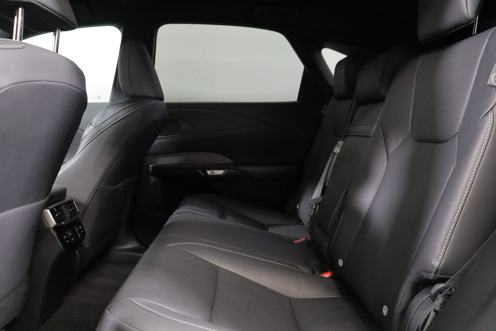LEXUS RX 350h F-Line, Hybride Intégral Essence/Électricité, Occasion / Utilisé, Automatique - 4