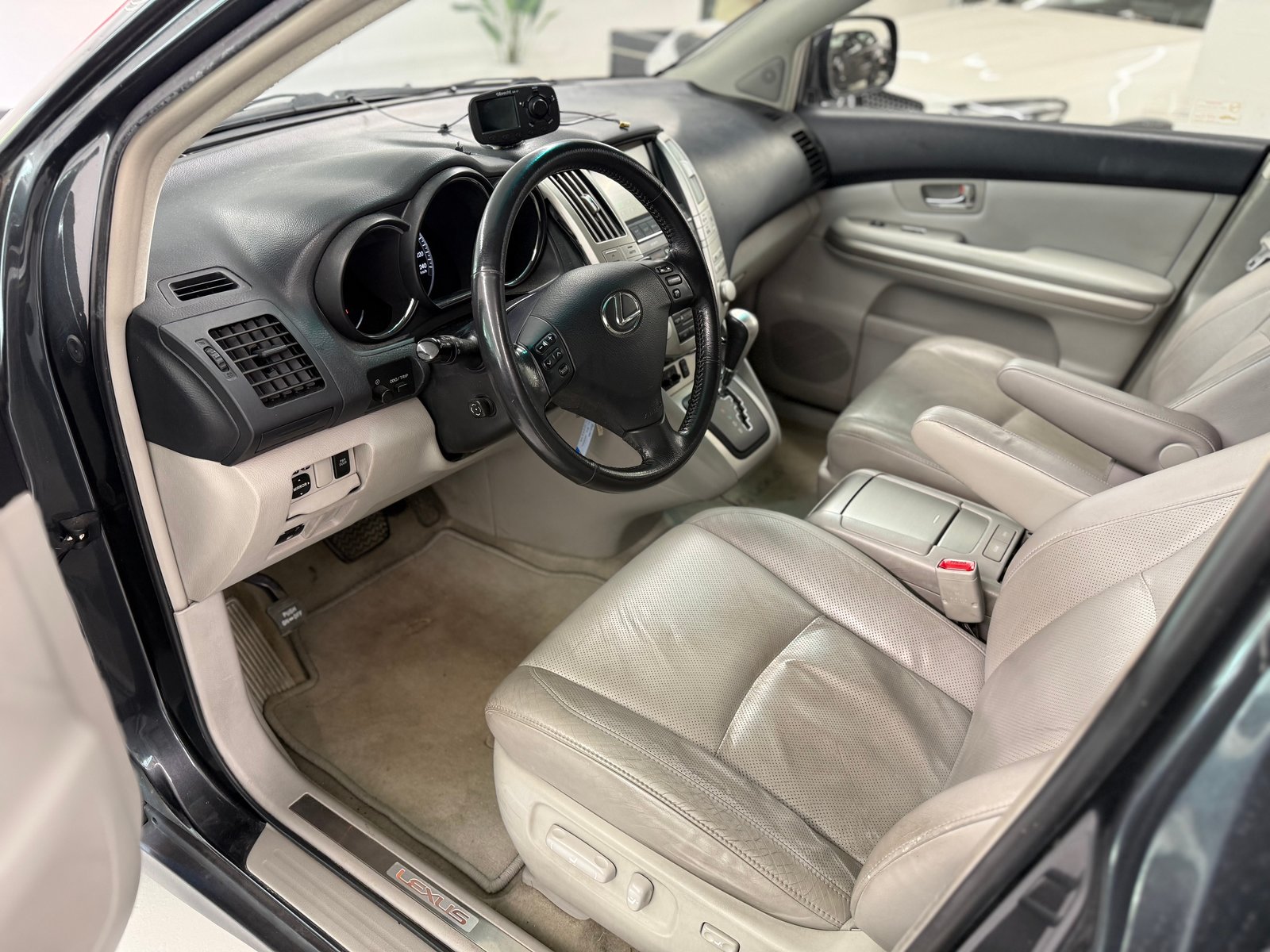 LEXUS RX 400h AWD Automatic, Hybride Intégral Essence/Électricité, Occasion / Utilisé, Automatique - 6