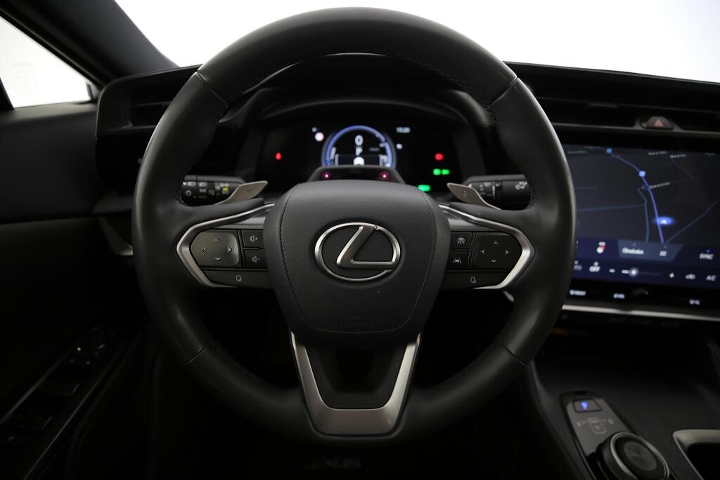LEXUS RZ 450e Comfort, Elektro, Occasion / Gebraucht, Automatik - 6