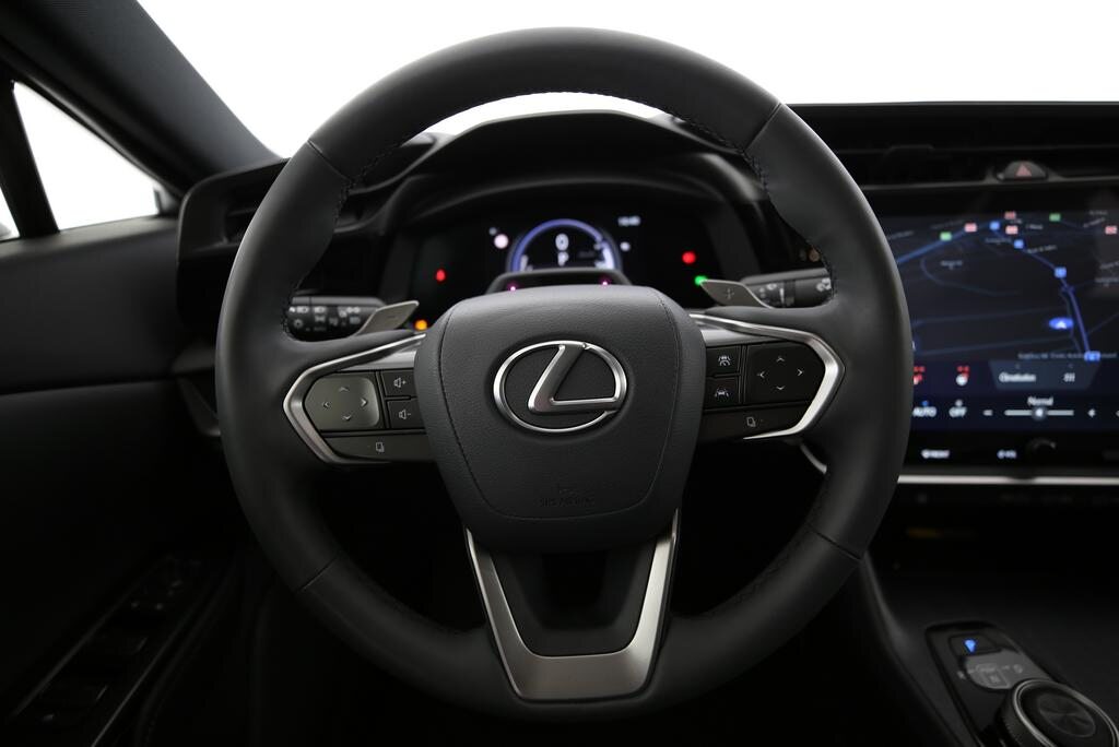 LEXUS RZ 450e Comfort, Elektro, Occasion / Gebraucht, Automatik - 6