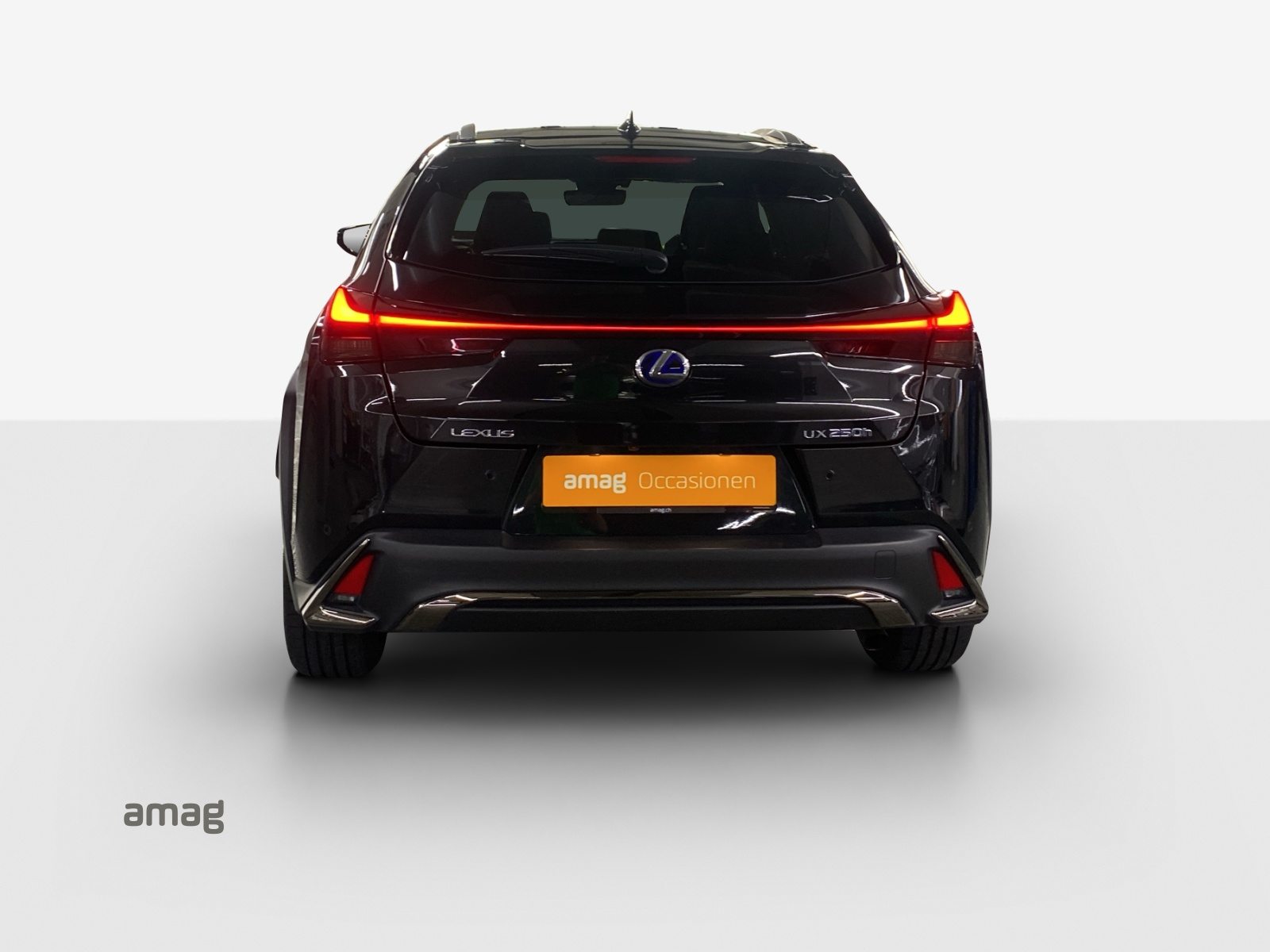 LEXUS UX 250h F Sport AWD, Essence, Occasion / Utilisé, Automatique - 4