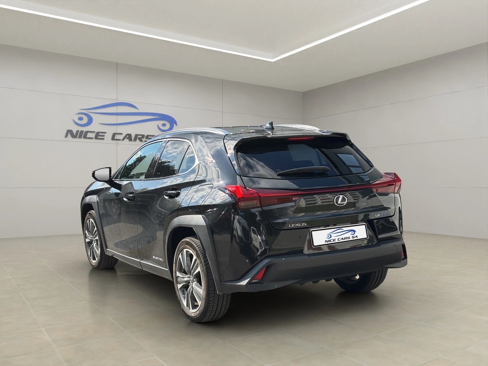 LEXUS UX 300e Excellence Automatic, Elektro, Occasion / Gebraucht, Automatik - 4