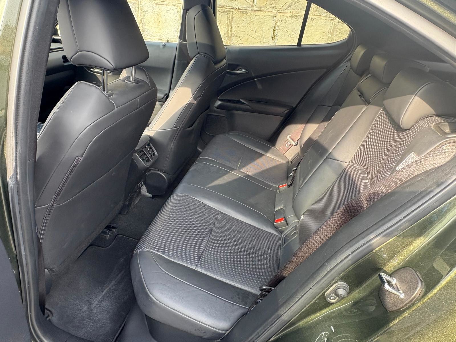 LEXUS UX 250h Comfort AWD Automatic, Hybride Integrale Benzina/Elettrica, Occasioni / Usate, Automatico - 7
