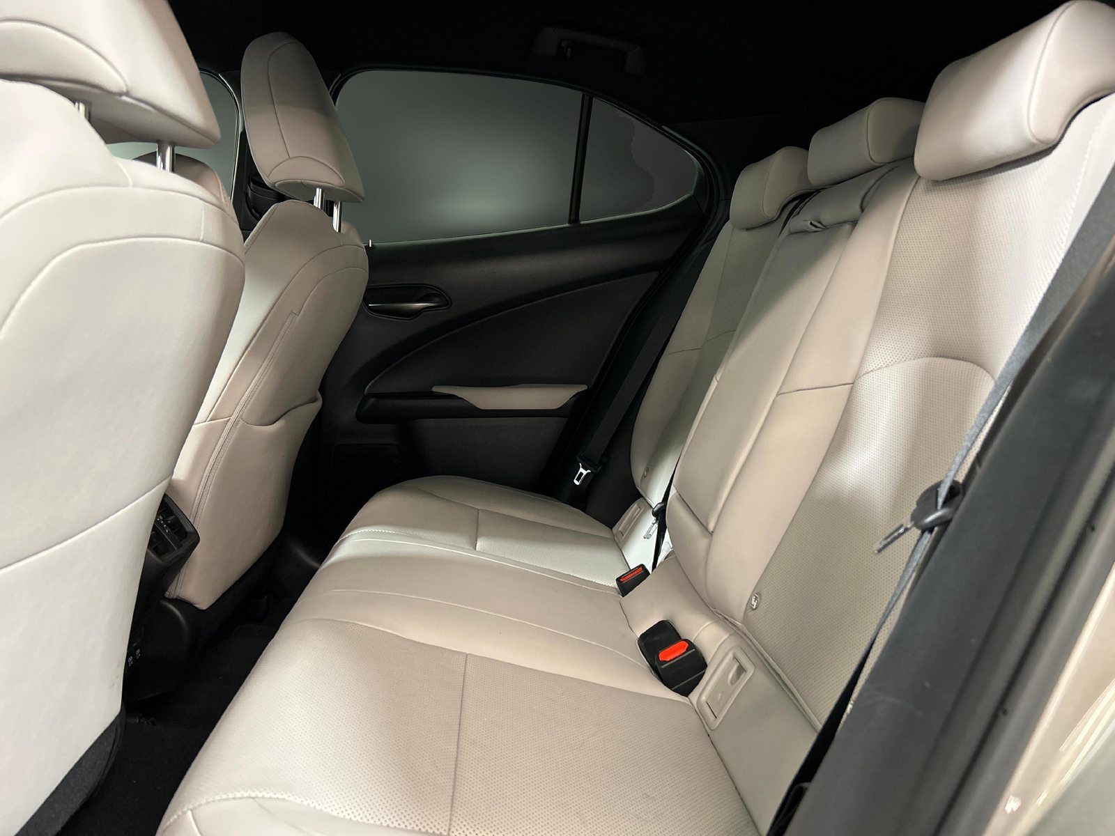 LEXUS UX 250h Excellence, Hybride Intégral Essence/Électricité, Occasion / Utilisé, Automatique - 4