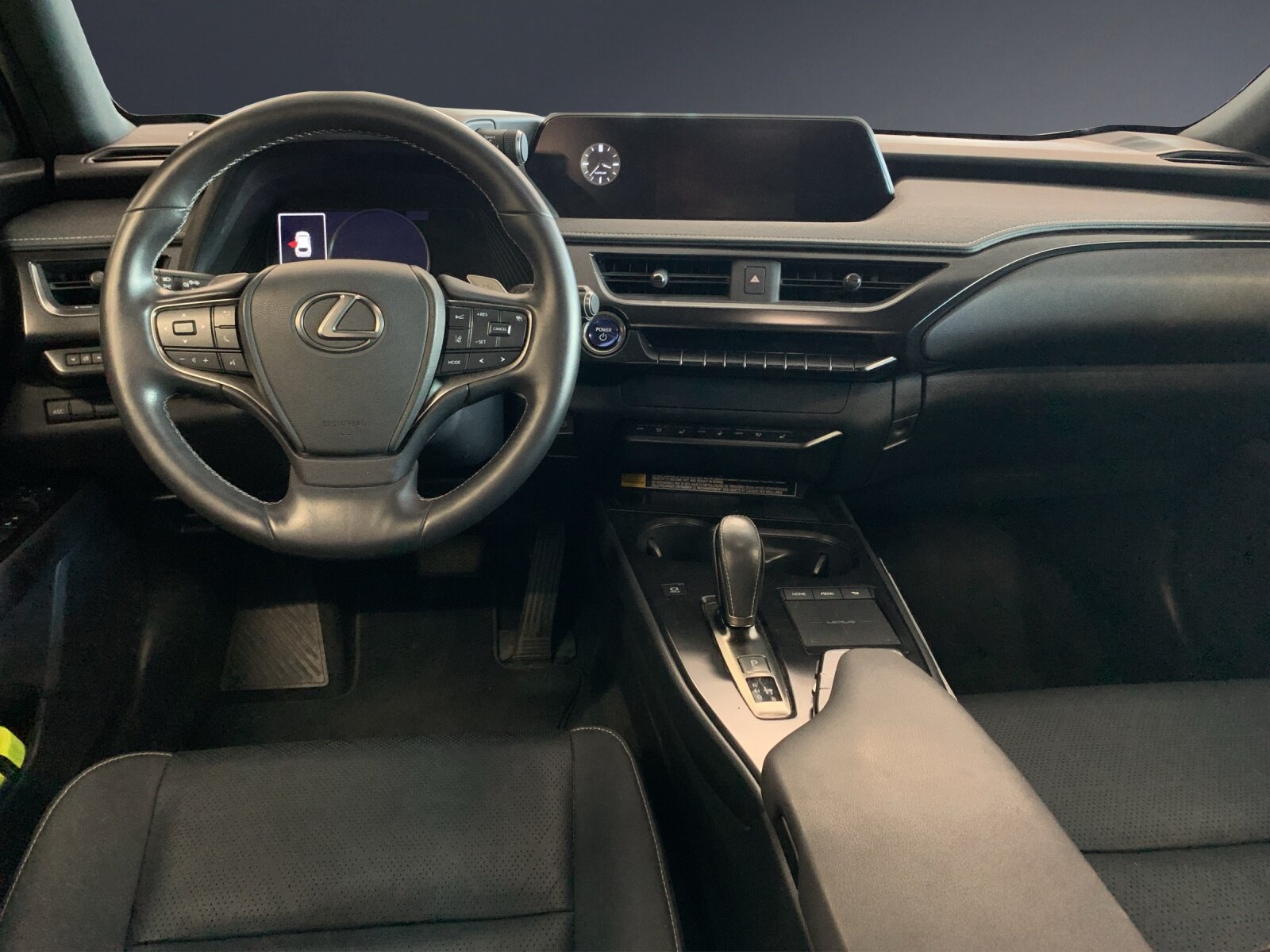 LEXUS UX 300e Impression, Elektro, Occasion / Gebraucht, Automatik - 7