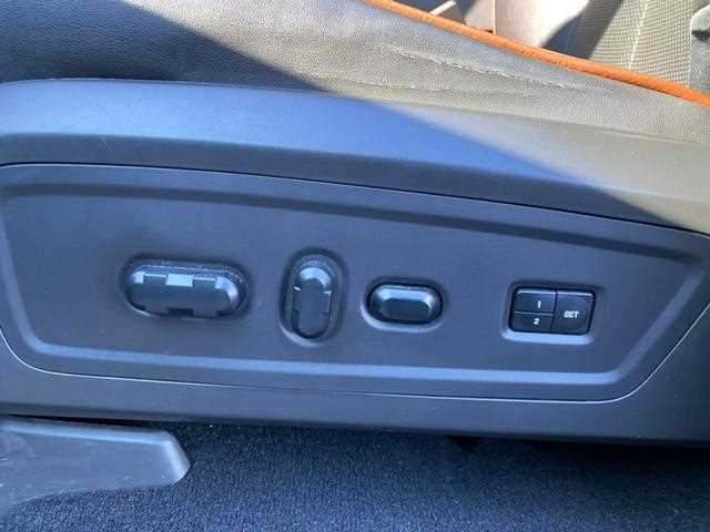 LINCOLN 5.4 Ultimate, Benzin, Occasion / Gebraucht, Automatik - 6