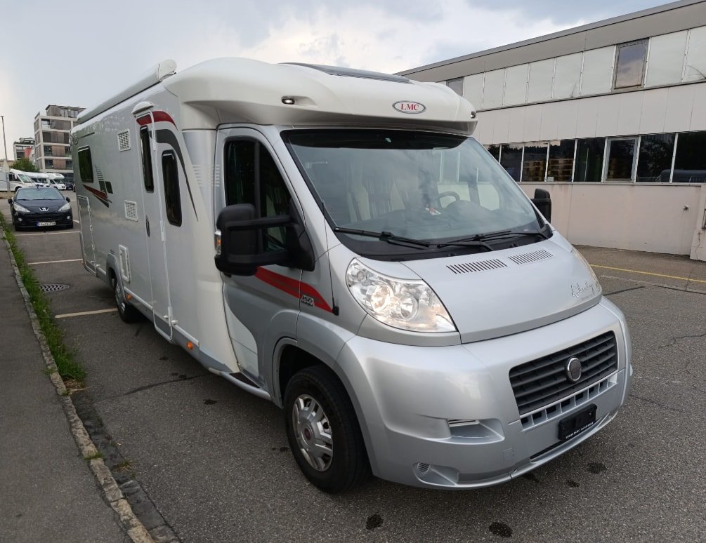 LMC Cruiser T 721 G***Premium-Fahrzeug mit der sichersten Au