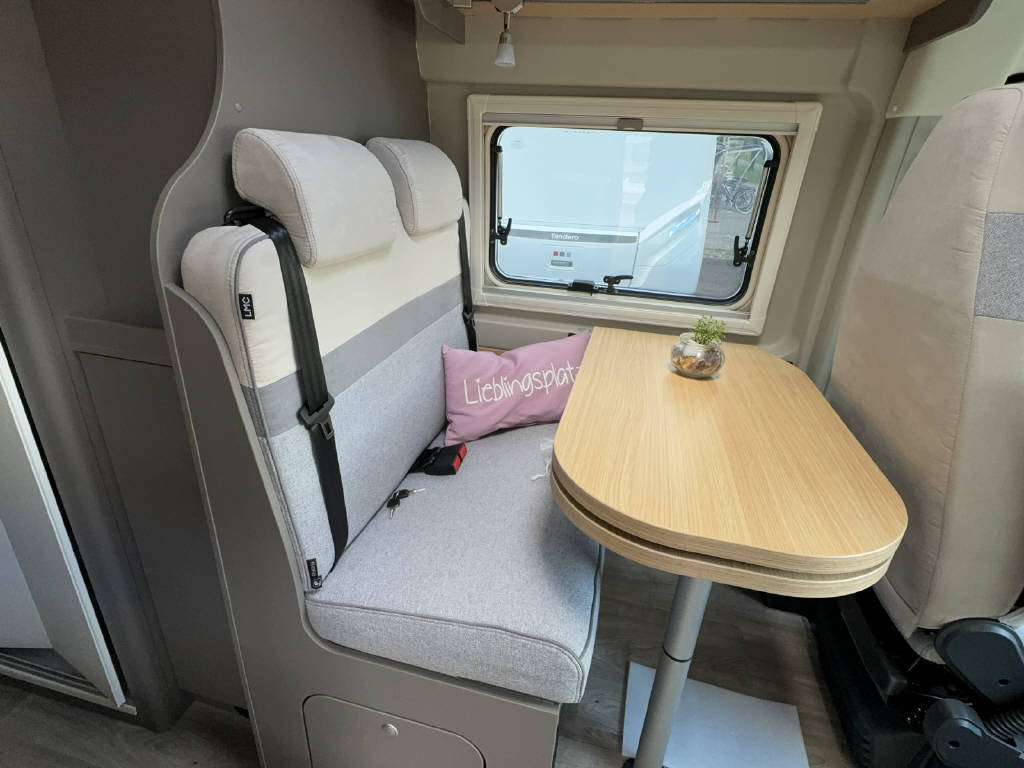LMC Innovan 600 mit Aufstelldach, Diesel, Voiture nouvelle, Manuelle - 6