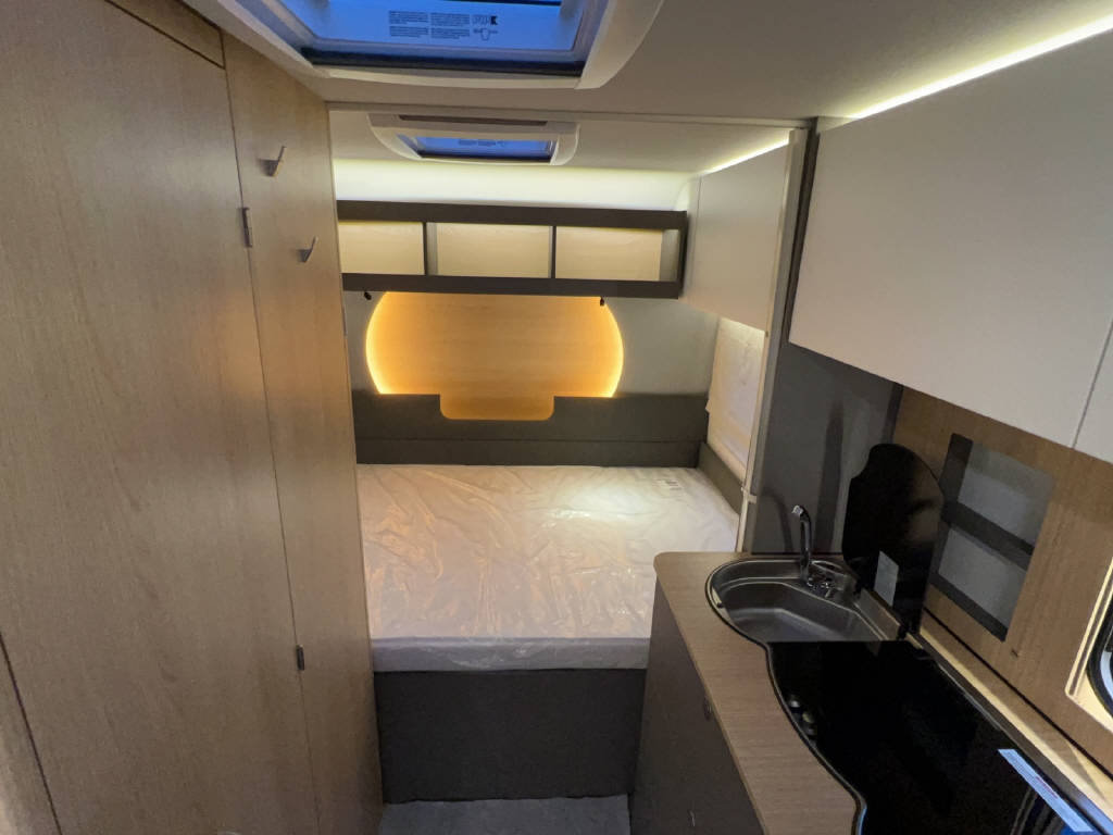 LMC Tandero 430 D, Essence, Voiture de démonstration, Manuelle - 6
