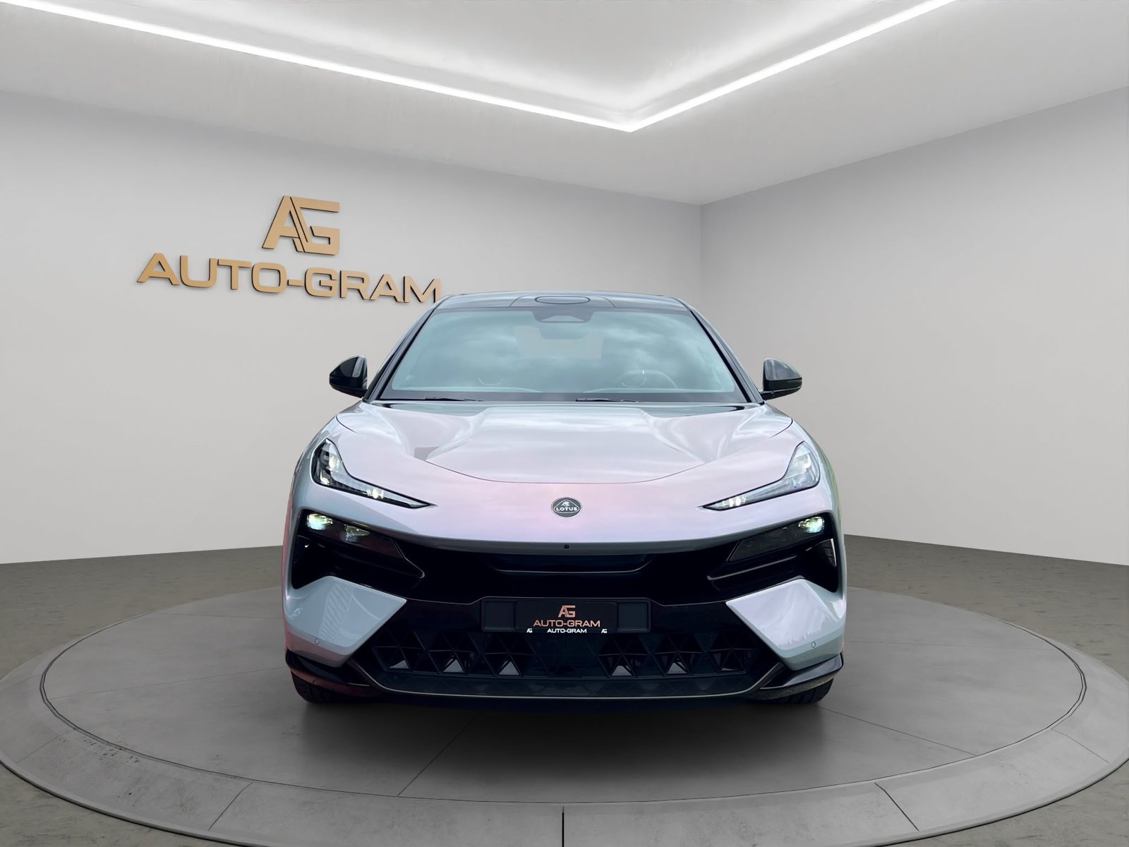 LOTUS Eletre 112kWh R, Elektro, Occasion / Gebraucht, Automatik - 2