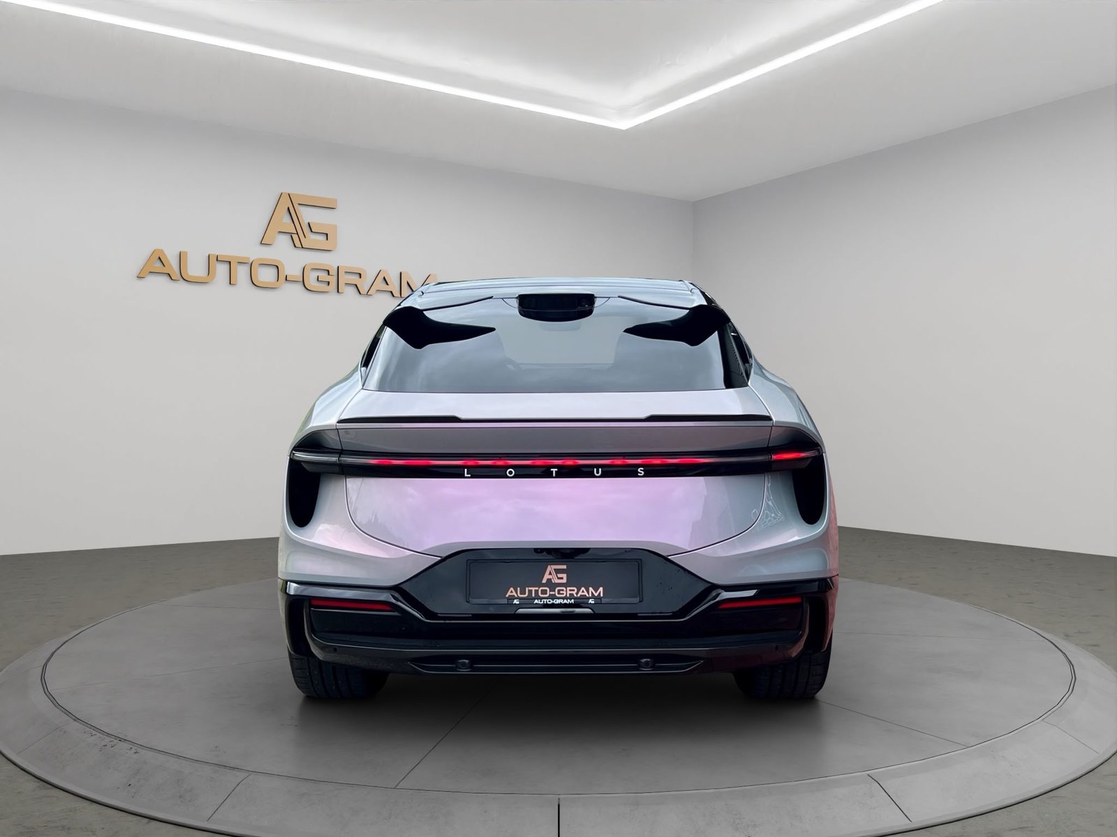 LOTUS Eletre 112kWh R, Elektro, Occasion / Gebraucht, Automatik - 3