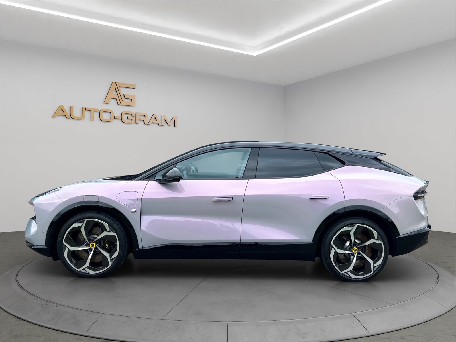 LOTUS Eletre 112kWh R, Elektro, Occasion / Gebraucht, Automatik - 4