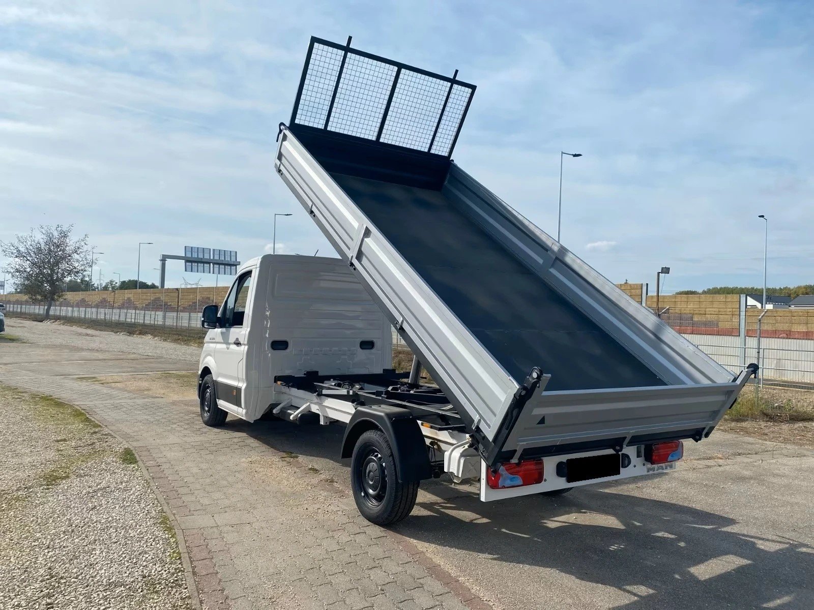 MAN L4 - 3.140 4X2F SB Kipper, Diesel, Auto nuove, Manuale - 3