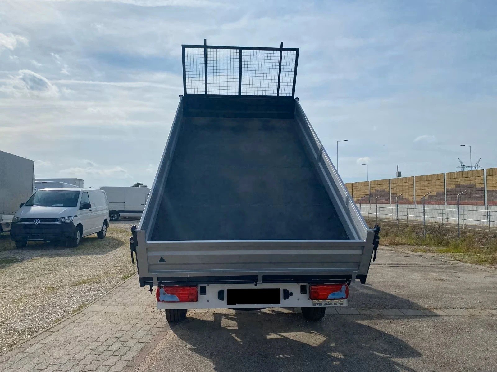 MAN L4 - 3.140 4X2F SB Kipper, Diesel, Auto nuove, Manuale - 4