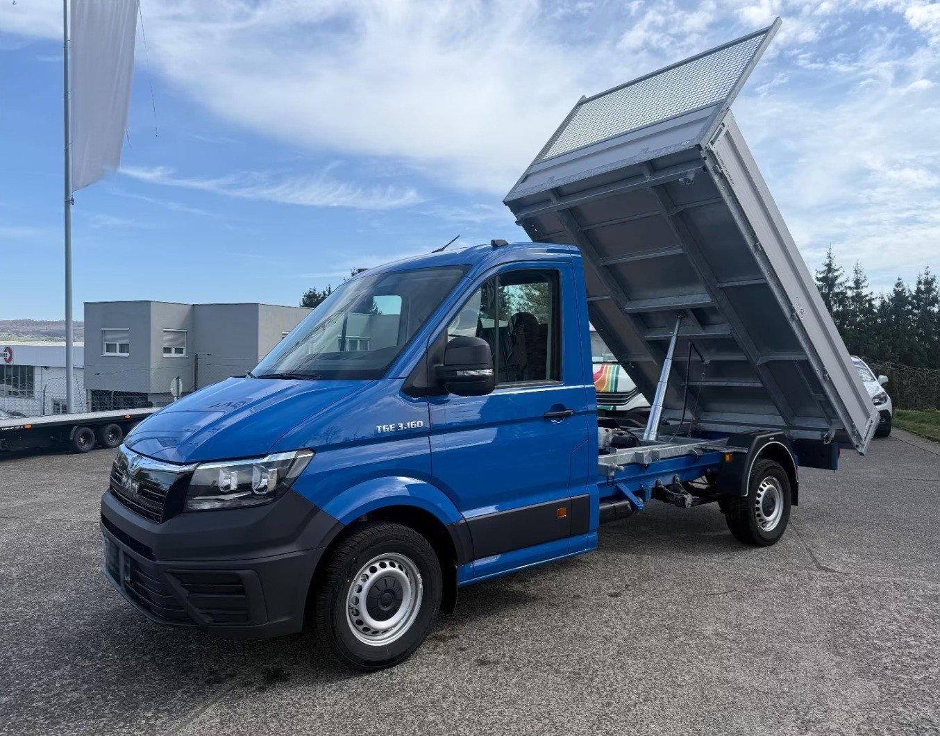 MAN TGE 3.160 4x2 SB Einzelkabine 3-Seitenkipper kurz