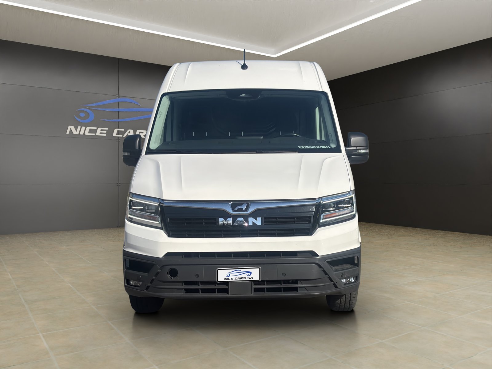 MAN TGE 3.140 Extralang A, Diesel, Occasion / Gebraucht, Automatik - 3