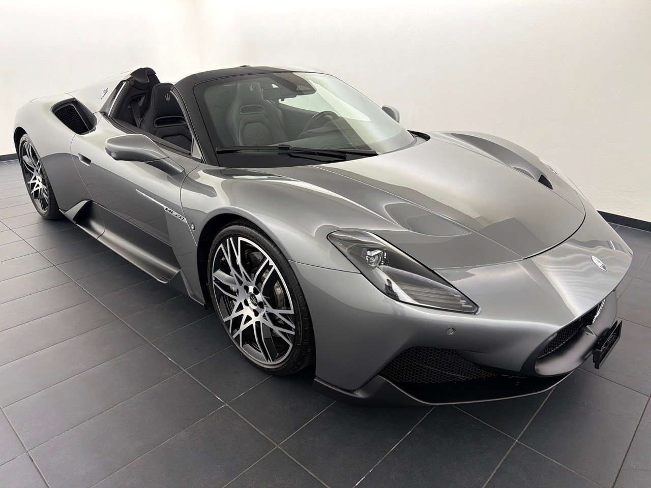 MASERATI MC 20 Cielo, Benzin, Occasion / Gebraucht, Automatik - 4