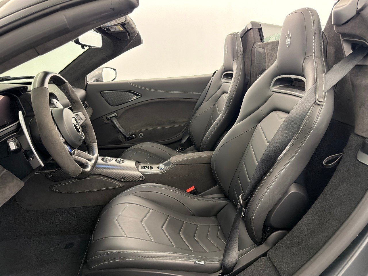 MASERATI MC 20 Cielo, Benzin, Occasion / Gebraucht, Automatik - 6