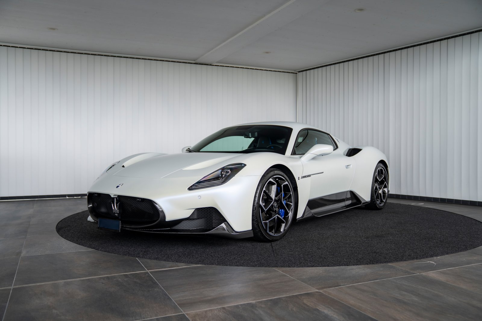 MASERATI MC 20, Essence, Occasion / Utilisé, Automatique - 2