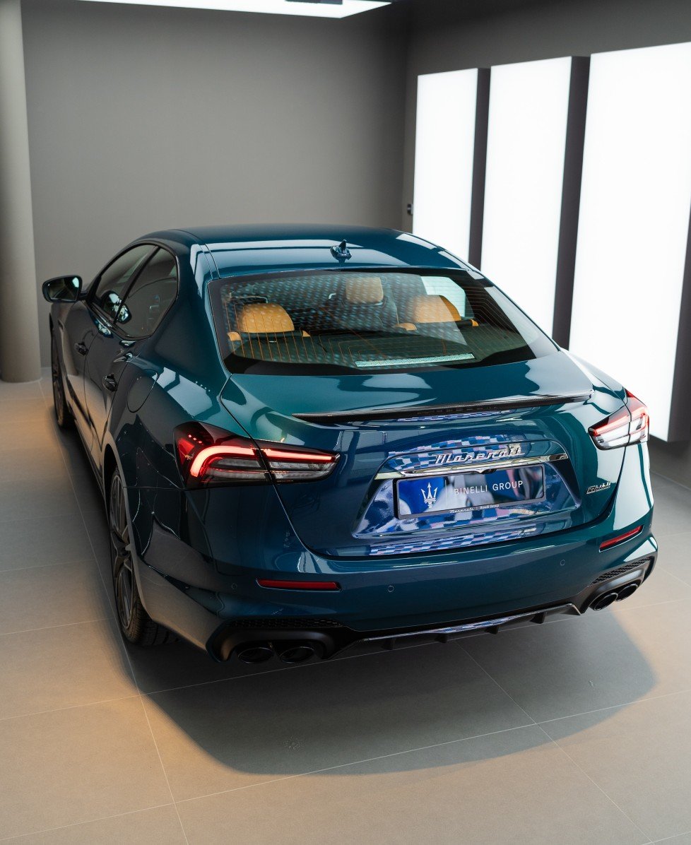 MASERATI Ghibli Trofeo 3.8 V8 - 334 ULTIMA 1of103 - Blu Pers, Petrol, New car, Automatic - 3