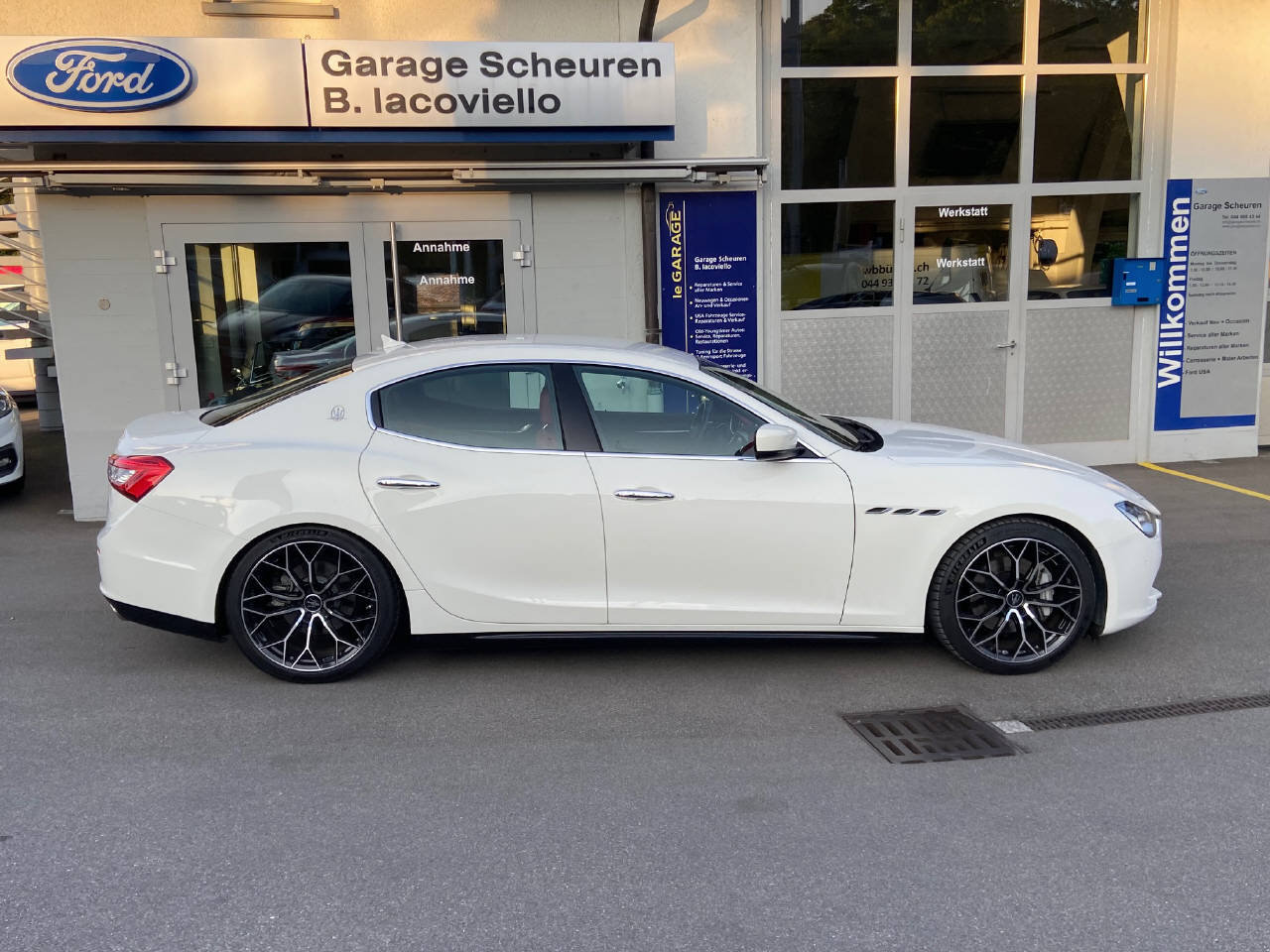 MASERATI Ghibli 3.0 V6, Benzin, Occasion / Gebraucht, Automatik - 7