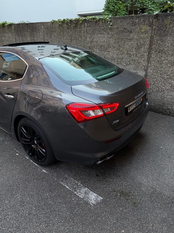 MASERATI Ghibli 3.0 V6 S GranLusso Q4, Benzin, Occasion / Gebraucht, Automatik - 6