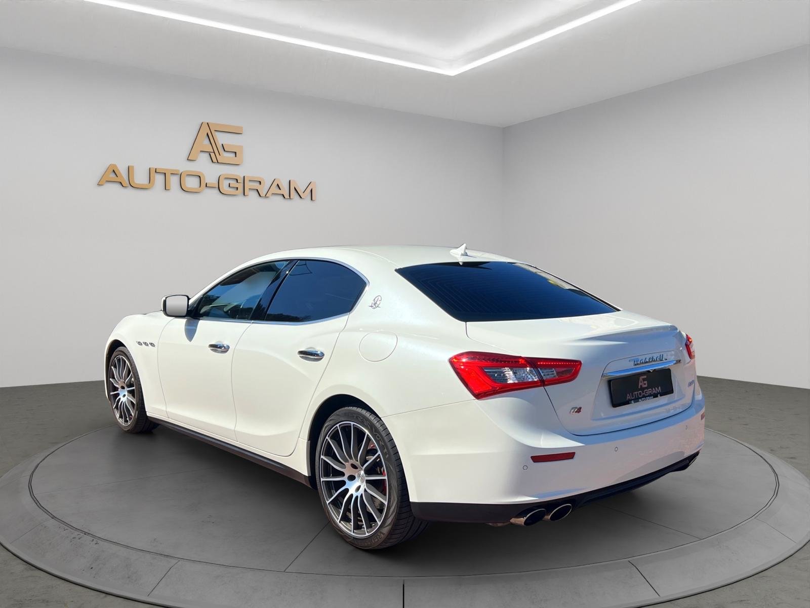 MASERATI Ghibli S Q4 3.0 V6 Automatica, Benzin, Occasion / Gebraucht, Automatik - 3