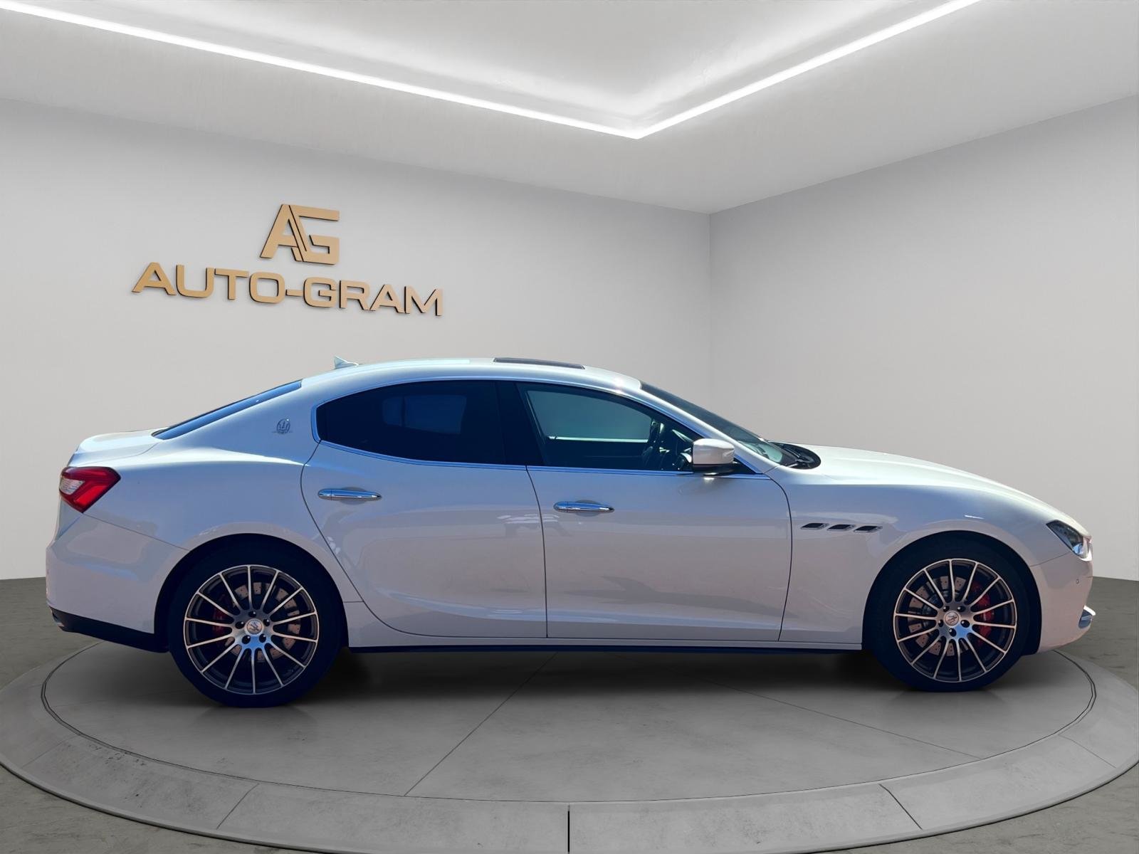 MASERATI Ghibli S Q4 3.0 V6 Automatica, Benzin, Occasion / Gebraucht, Automatik - 6