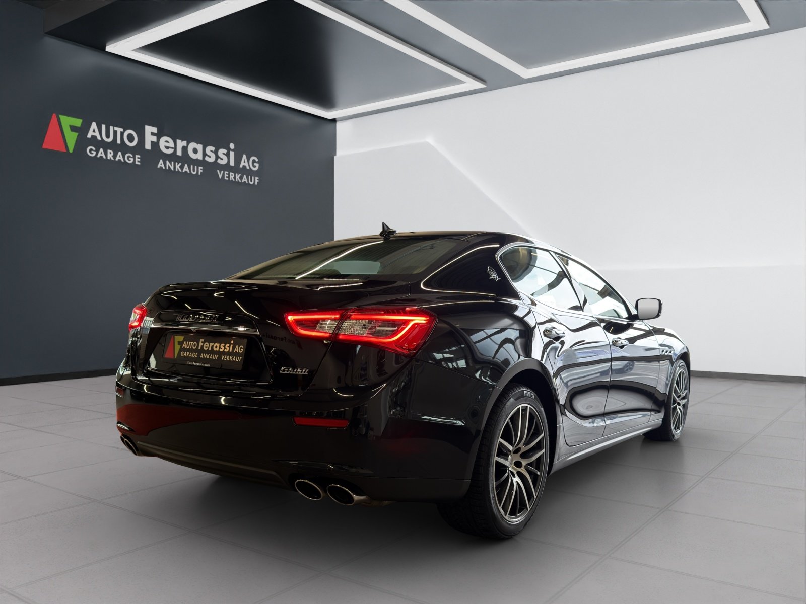 MASERATI Ghibli 3.0 V6 Automatica, Benzin, Occasion / Gebraucht, Automatik - 6