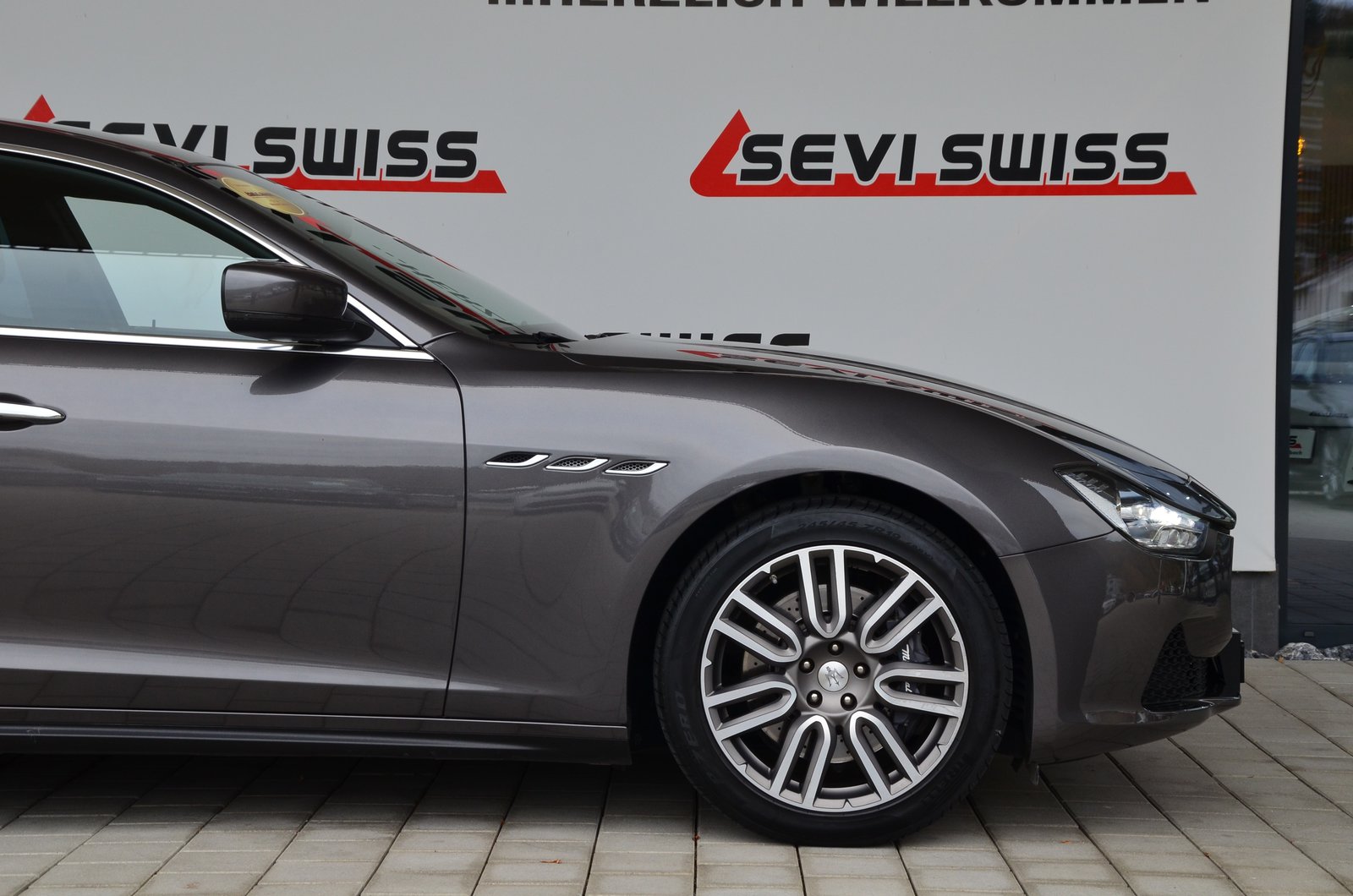 MASERATI Ghibli S Q4 3.0 V6 Automatica*Ab MFK,1 Jahr oder 20, Benzin, Occasion / Gebraucht, Automatik - 3