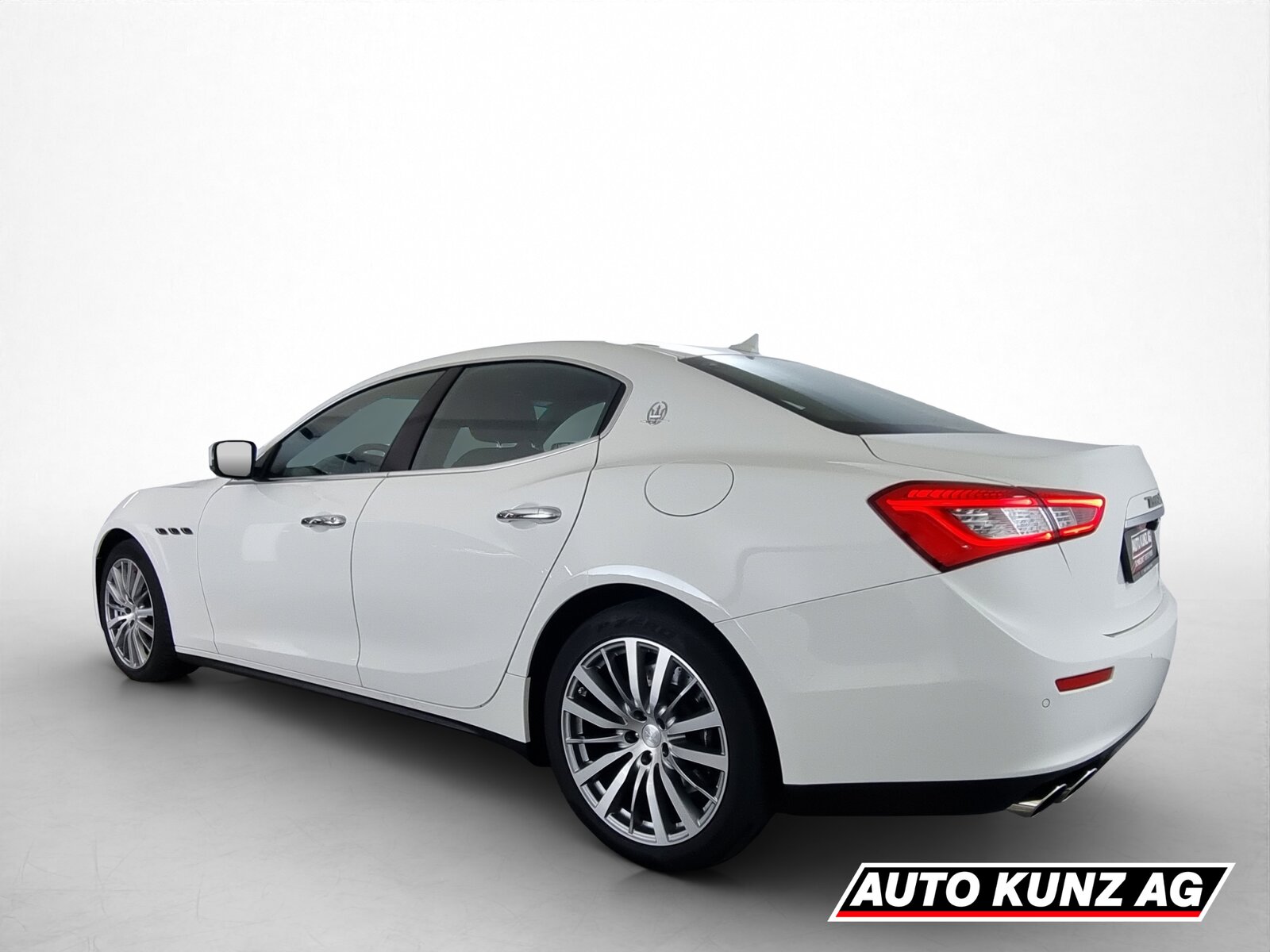 MASERATI Ghibli 3.0 V6, Essence, Occasion / Utilisé, Automatique - 4