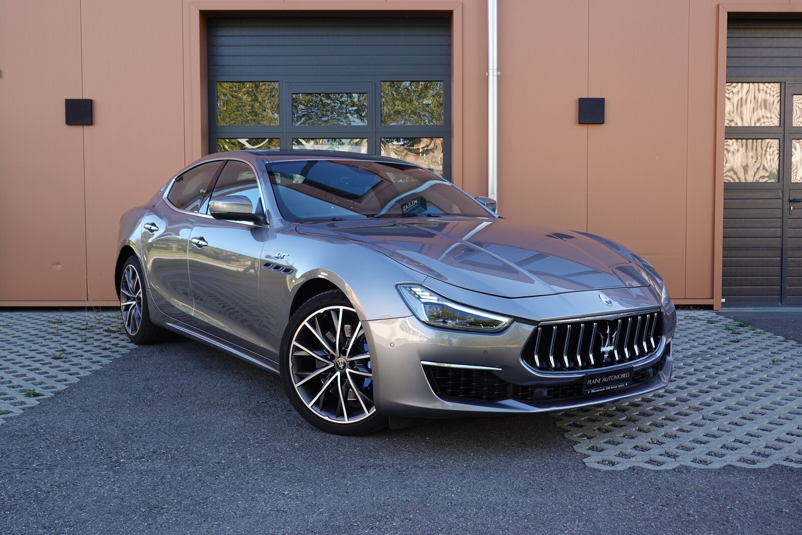 MASERATI Ghibli 2.0 Hybrid GT * CH Auto * Tempomat * Camera recul *