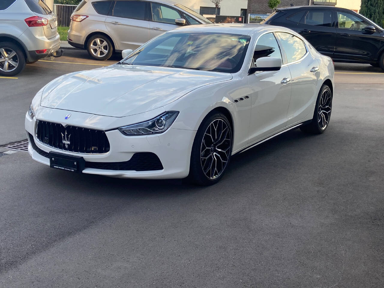 MASERATI Ghibli 3.0 V6, Benzin, Occasion / Gebraucht, Automatik - 3