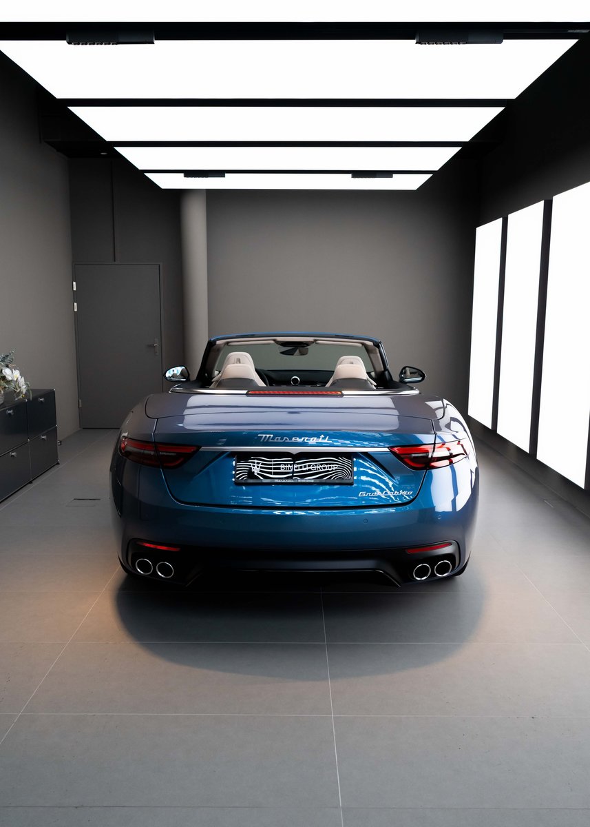 MASERATI GranCabrio Modena - Azzurro Astro Glossy - FUORISERIE, Essence, Voiture nouvelle, Automatique - 6