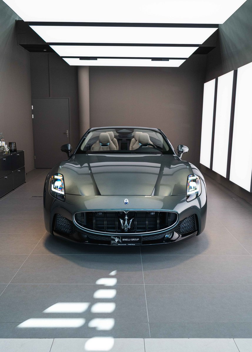 MASERATI GranCabrio Modena